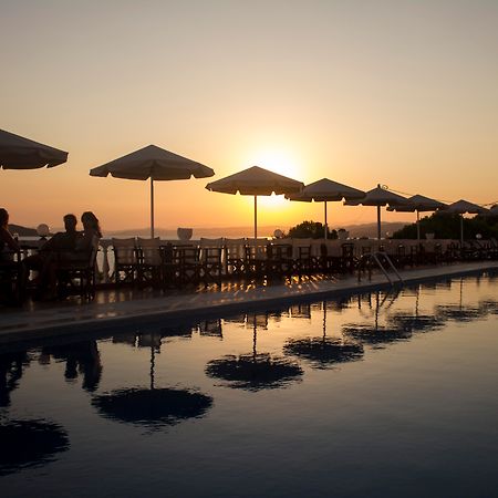 Hotel Akti Ouranoupoli Beach Resort ภายนอก รูปภาพ